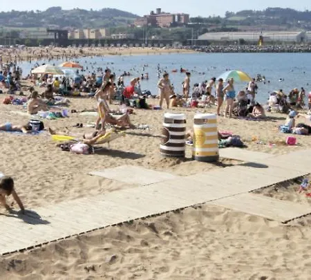 아파트 El Rinconcito De Su 기욘